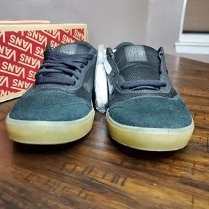 Vans | Shoes | Vans Ave Pro Blackgum Men Size 7 Equivalent  display picture 1